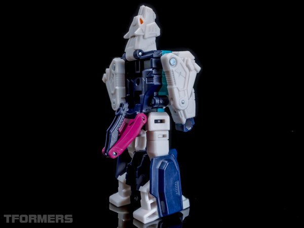 TFormers Titans Return Gallery   Siege On Cybertron Pounce 38 (37 of 92)